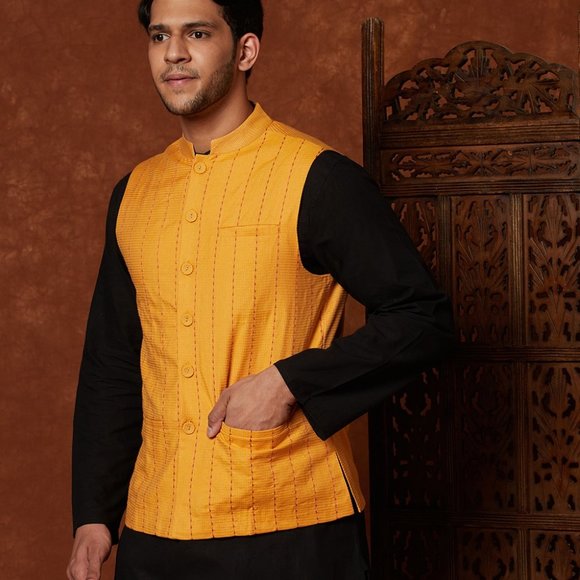 Fabindia Men's Yellow Viscose Blend Geometric Nehru Jacket Size L - Picture 4 of 8